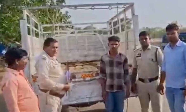 10 लाख के गांजे के साथ आरोपी गिरफ्तार 1 KSHITITECH 2 24 KSHITITECH