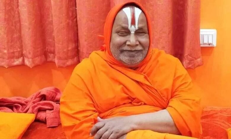 डॉ हरि सिंह गौर केंद्रीय विश्वविद्यालय ने रचा इतिहास, स्वामी रामभद्राचार्य को दी यह बड़ी उपाधि 1 KSHITITECH 21A55 KSHITITECH