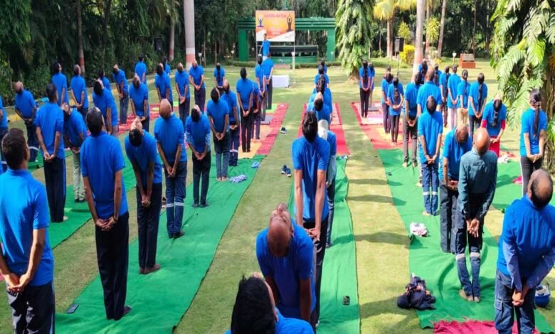 जिंदल स्टील रायपुर में अंतर्राष्ट्रीय योग दिवस धूमधाम से मनाया गया 1 KSHITITECH 21A 115 KSHITITECH