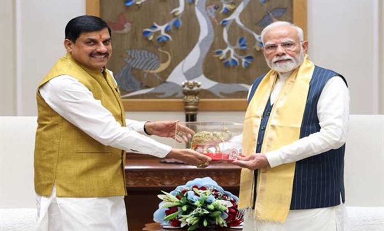 PM मोदी को प्रदेश के विभिन्न जनकल्याणकारी कार्यक्रमों में शामिल होने का मुख्यमंत्री ने दिया आमंत्रण 1 KSHITITECH 24A 1 KSHITITECH