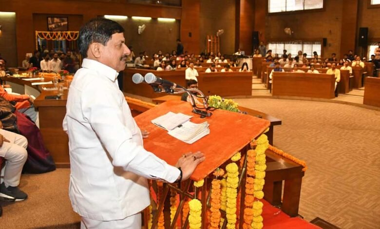 आपातकाल लागू करना तत्कालीन प्रधानमंत्री द्वारा संविधान की हत्या थी: मुख्यमंत्री डॉ. यादव 1 KSHITITECH 27A 136 KSHITITECH