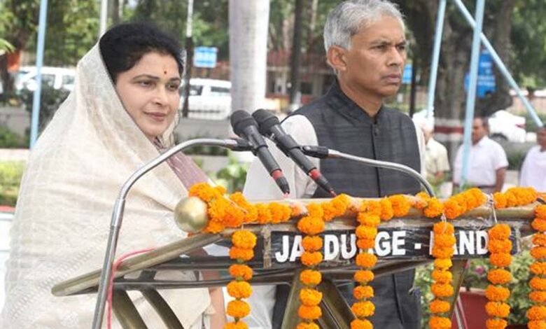 मंत्रालय में हुआ राष्ट्र-गीत वंदे-मातरम एवं राष्ट्र-गान "जन-गण-मन" का सामूहिक गायन 1 KSHITITECH 2A 104 KSHITITECH