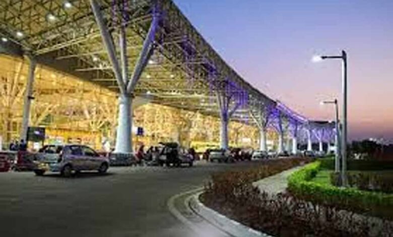 स्वामी विवेकानंद एयरपोर्ट पर अपने आप ही कटेगी पार्किंग पर्ची 1 KSHITITECH 3 300 KSHITITECH