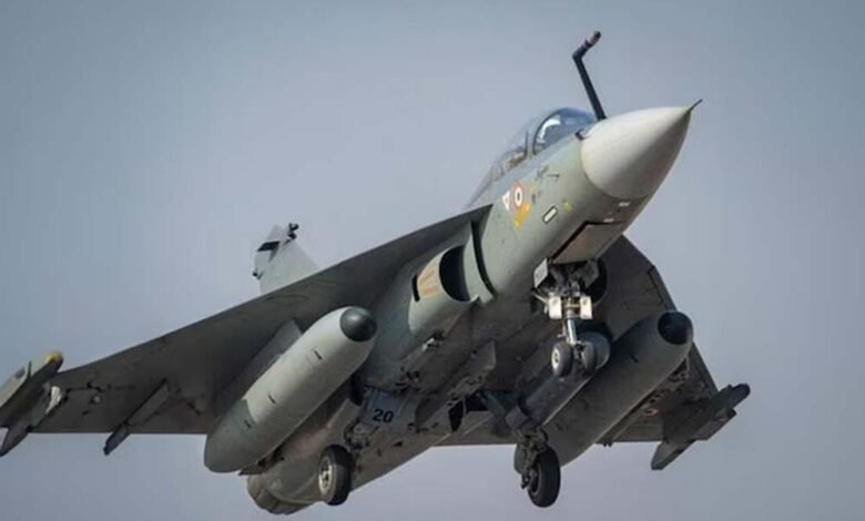 HAL जल्द ही तेजस Mk-1A फाइटर जेट भारतीय वायुसेना को सौंपने की तैयारी में, दुश्मनों के लिए खतरे की घंटी ! 1 KSHITITECH 3A 103 KSHITITECH