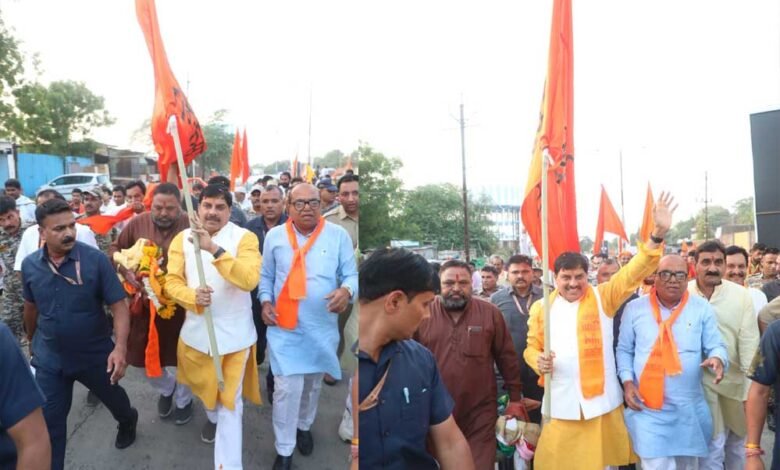 मुख्यमंत्री ने सभी से अपील की कि अधिक से अधिक पौधारोपण कर पर्यावरण को स्वच्छ बनाने में अपना सहयोग प्रदान करें 1 KSHITITECH 6A 9 KSHITITECH