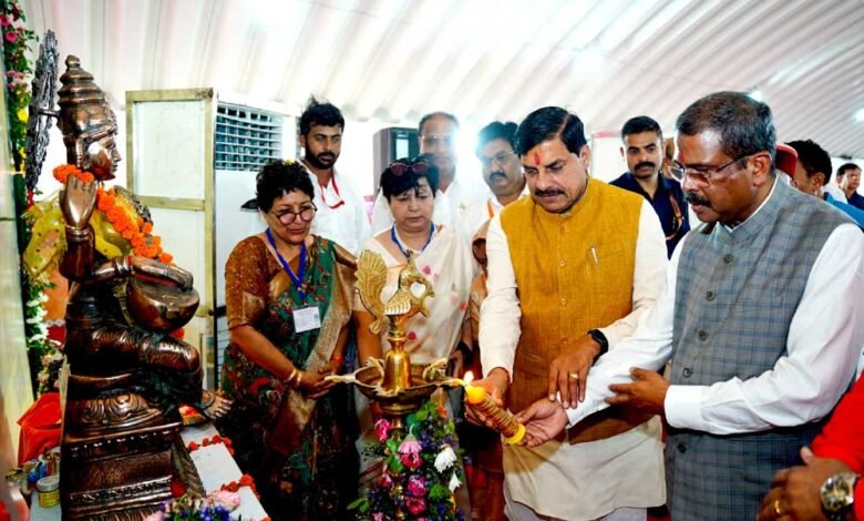 मुख्य मार्ग से नवोदय विद्यालय तक सडक का निर्माण किया जाएगा : मुख्यमंत्री डॉ. यादव 1 KSHITITECH 7A 2 KSHITITECH