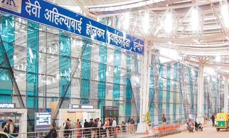 इंदौर में विमान में तकनीकी खराबी , बिना सूचना के कैंसिल हुई जबलपुर उड़ान, यात्रियों ने किया जमकर हंगामा 1 KSHITITECH Devi Ahilyabai Holkar International Airport 72 5 1 KSHITITECH