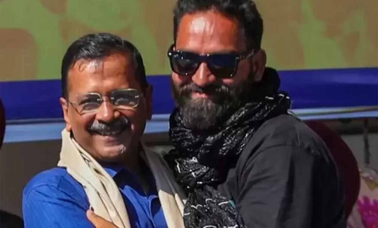 आम आदमी पार्टी के इकलौते विधायक मेहराज मलिक ने उमर अब्दुल्ला सरकार से अपना समर्थन लिया वापस 1 KSHITITECH aap 2 KSHITITECH