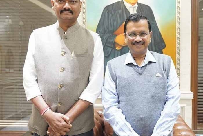 गुजरात के विधायक उमेश मकवाना का धमाका, AAP को दो दिन में झटका 1 KSHITITECH aap1 2 KSHITITECH