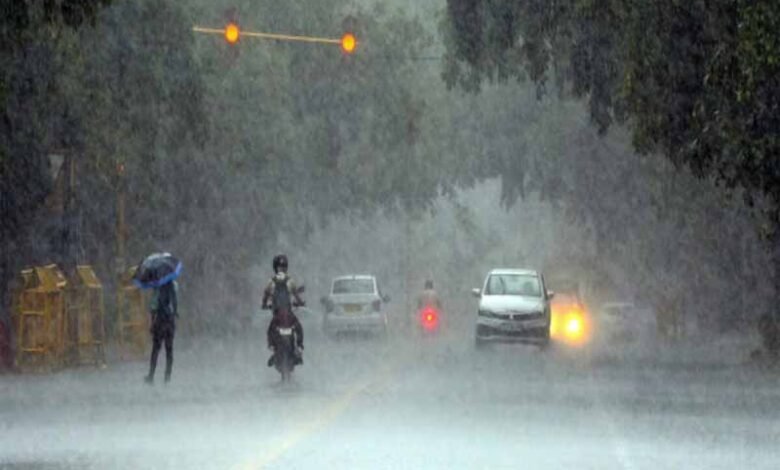 उत्तर प्रदेश में गरज-चमक के साथ पड़ेंगी बौछारें 1 KSHITITECH barish up 4 KSHITITECH
