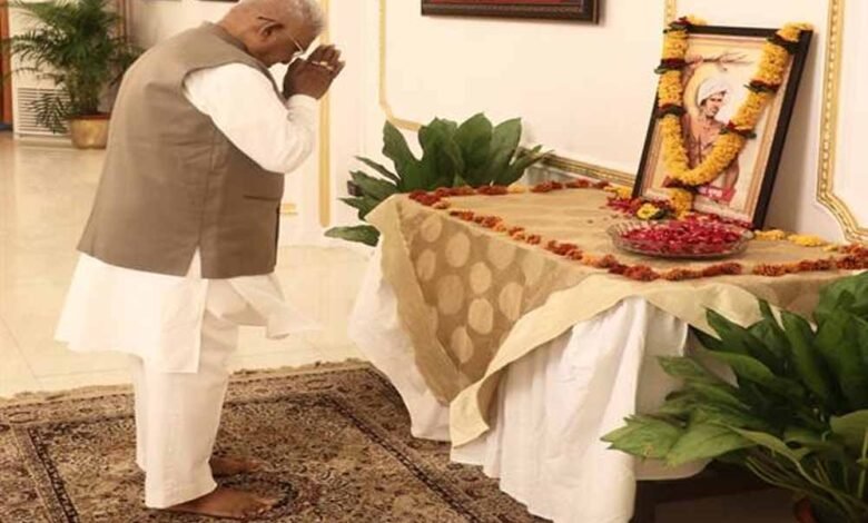 राज्यपाल मंगुभाई पटेल ने भगवान बिरसा मुंडा को दी श्रद्धांजलि 1 KSHITITECH birsa KSHITITECH