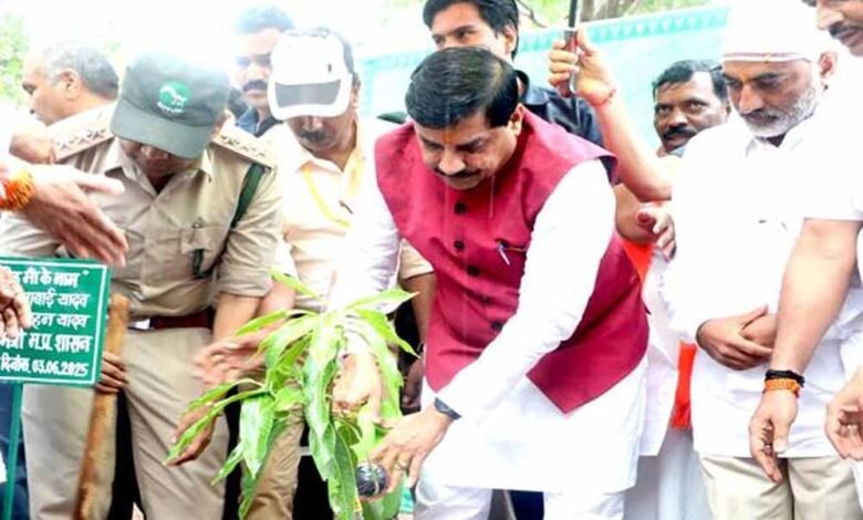 प्राकृति का अद्भुत वरदान एवं अद्वितीय नैसर्गिक देन है पचमढ़ी : मुख्यमंत्री डॉ. यादव 1 KSHITITECH cm4 KSHITITECH