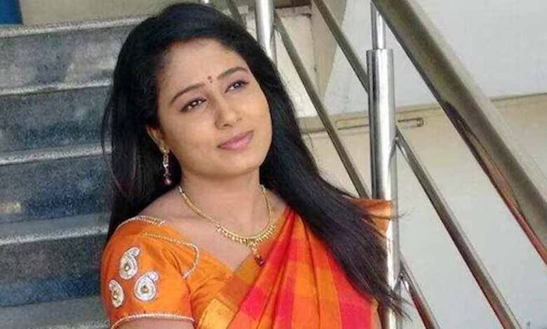 न्यूज रूम से सन्नाटा! हैदराबाद में महिला एंकर ने की आत्महत्या? जांच में जुटी पुलिस 1 KSHITITECH enkar1 KSHITITECH