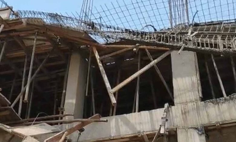 मध्य प्रदेश के शिवपुरी में निर्माण कार्य के दौरान बड़ा हादसा- फ्लाईओवर ब्रिज का स्लैब गिरा, 6 मजदूर घायल 1 KSHITITECH flai1 KSHITITECH