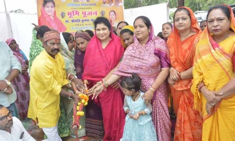 साफ सफाई पर विशेष ध्यान दें: राज्यमंत्री श्रीमती गौर 1 KSHITITECH gour KSHITITECH
