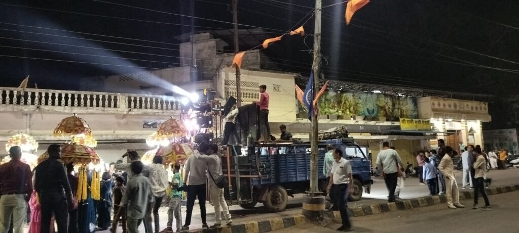 जांजगीर-चांपा में DJ प्रतिबंध का उल्लंघन: रात भर गूंजते डीजे, प्रशासन की सख्ती की मांग sdm के आदेश का जमाते है रॉब। 10 KSHITITECH img202506012123557004731121120344712 KSHITITECH