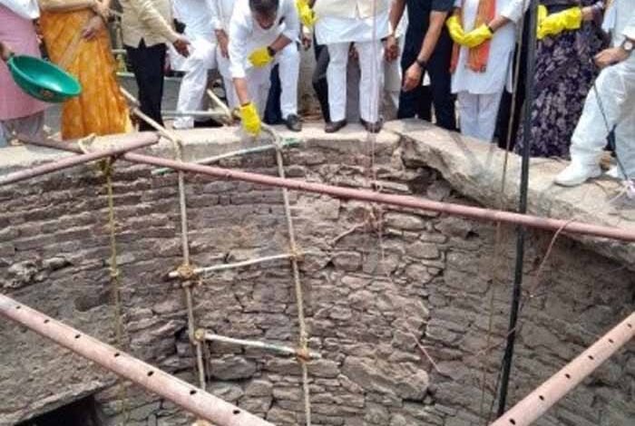 ऐतिहासिक मंदिरों के आस-पास की जल संरचनाओं के संरक्षण की अपील, जल संरचनाओं के समीप पौध-रोपण 1 KSHITITECH jal1 5 KSHITITECH
