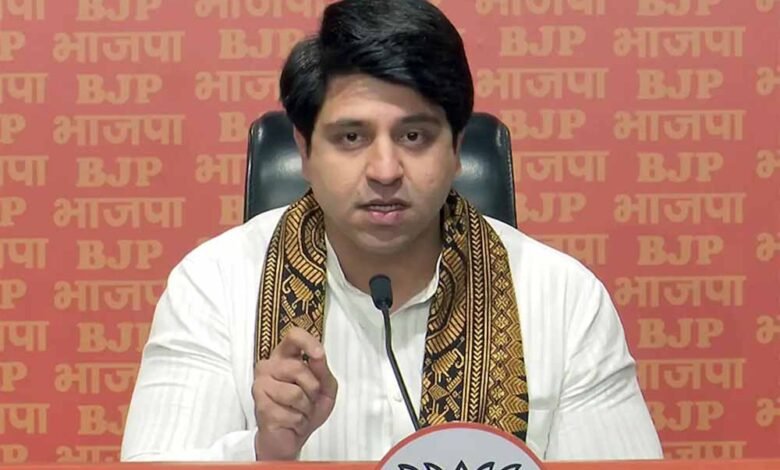 शहजाद पूनावाला ने कहा- तेजस्वी यादव और राहुल गांधी के अहंकार को बिहार की जनता चकनाचूर करेगी 1 KSHITITECH poonewala1 1 KSHITITECH