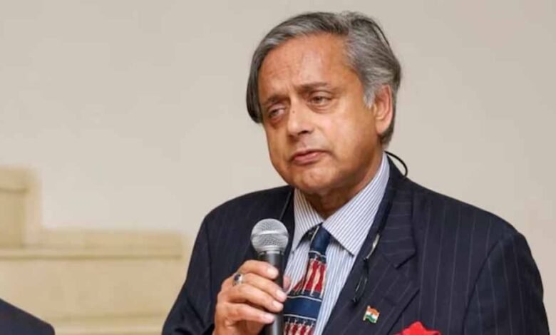 शशि थरूर ने किया था उपचुनाव में नहीं बुलाए जाने का दावा, केरल कांग्रेस ने कर दिया खारिज 1 KSHITITECH shashi1 2 KSHITITECH