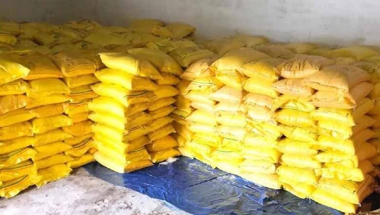 सहकारी समितियों में एक लाख बॉटल नैनो डीएपी का किया जा रहा भंडारण 1 KSHITITECH 1 145 KSHITITECH