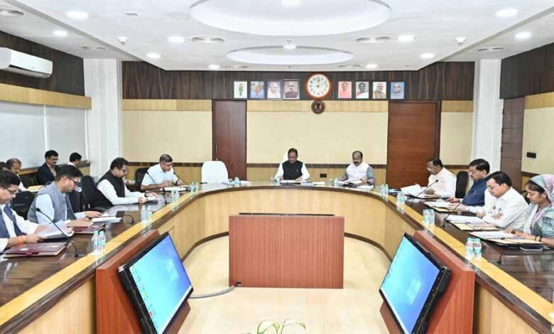 मानसून सत्र से पहले साय सरकार के 12 अहम फैसले, युवाओं के लिए नई नीति 1 KSHITITECH 1 369 KSHITITECH
