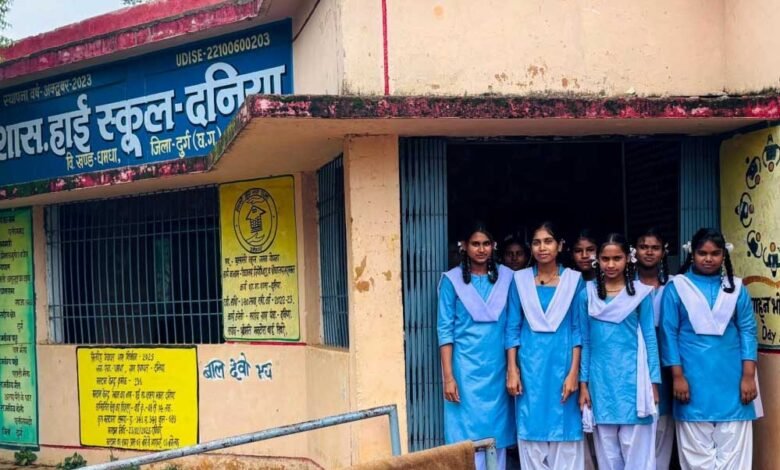 शिक्षकों के युक्तियुक्तकरण का सकारात्मक प्रभाव 1 KSHITITECH 11A 18 KSHITITECH