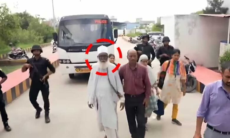 धर्मांतरण के नाम पर भाव तय! ब्राह्मण 16 लाख, OBC 12 लाख – छांगुर बाबा की रेट लिस्ट आई सामने 1 KSHITITECH 11A 31 KSHITITECH