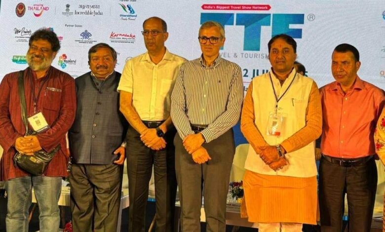 कोलकाता में छत्तीसगढ़ पर्यटन की प्रभावशाली प्रस्तुति, राज्य की सांस्कृतिक पहचान को मिली सराहना 1 KSHITITECH 11A 9 KSHITITECH