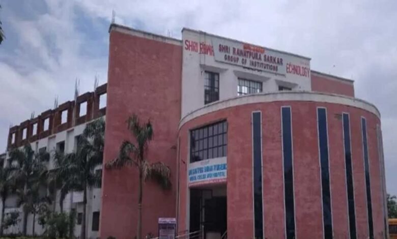 CBI का बड़ा एक्शन: करोड़ों के घूसकांड में रविशंकर महाराज, डीपी सिंह और भदौरिया फंसे 1 KSHITITECH 15A 53 KSHITITECH
