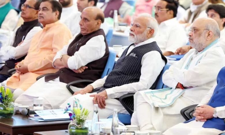 बीजेपी के संगठन चुनाव पर सस्पेंस बरकरार, इन दिग्गज नेताओं के नाम चर्चा में 1 KSHITITECH 15A 97 KSHITITECH