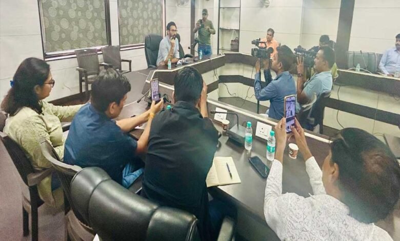 प्रधानमंत्री सूर्य घर: मुफ्त बिजली योजना का लाभ लेने चलाया जा रहा है जागरूकता अभियान 1 KSHITITECH 1A 94 1 KSHITITECH