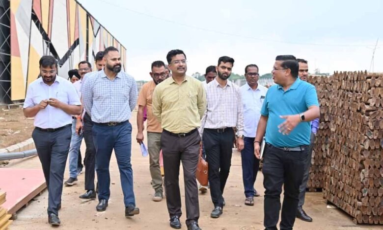 प्रमुख सचिव बोरा ने निर्माणाधीन शहीद वीर नारायण सिंह संग्रहालय का किया निरीक्षण 1 KSHITITECH 2 80 KSHITITECH
