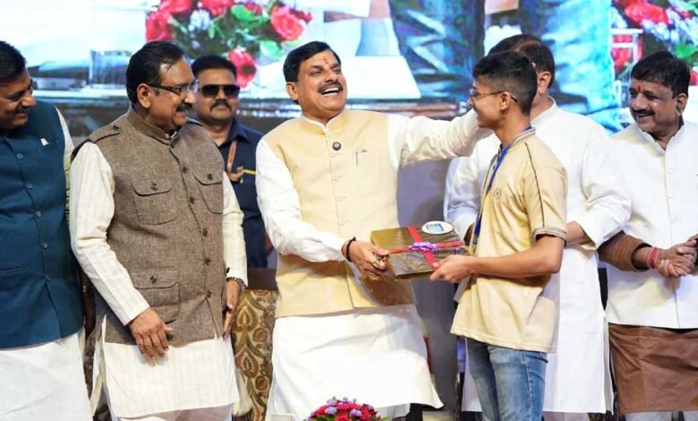 हम बनायेंगे प्रदेश का नया और उज्जवल भविष्य: मुख्यमंत्री डॉ. यादव 1 KSHITITECH 4A 118 KSHITITECH