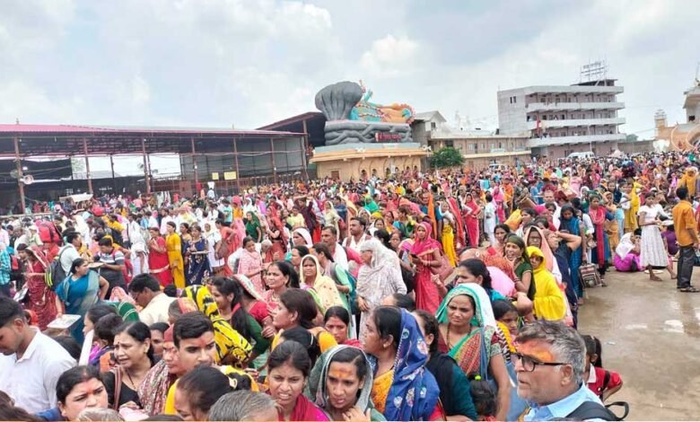कुबेरेश्वर धाम में गुरु पूर्णिमा पर भारी भीड़ की उम्मीद, सभी रूट किए गए डायवर्ट 1 KSHITITECH 9A 17 1 KSHITITECH