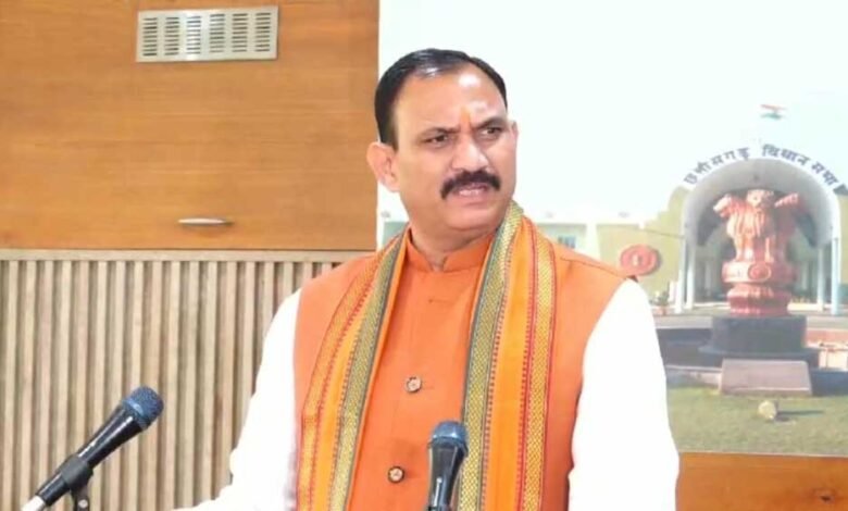 मनेंद्रगढ़-चिरमिरी-भरतपुर क्षेत्र में सेंट्रल लाइब्रेरी सहित रीडिंग ज़ोन के निर्माण के लिए 441.49 लाख रुपए की प्रशासकीय स्वीकृति प्रदान की गई 1 KSHITITECH 9A 17 KSHITITECH