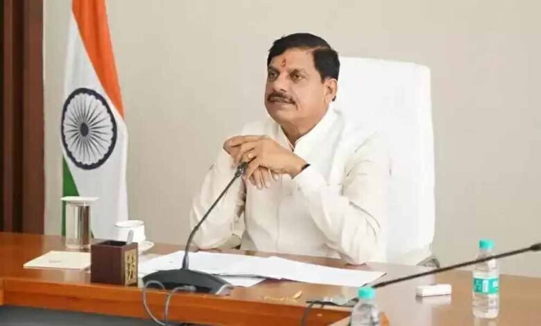 मुख्यमंत्री डॉ. मोहन यादव ने कहा- स्नेह का बंधन एकतरफा नहीं होना चाहिए 1 KSHITITECH cm2 4 KSHITITECH