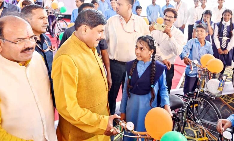 गुणवत्तापूर्ण एवं रोजगार परक शिक्षा ही देश की मजबूती का आधार : मुख्यमंत्री डॉ. यादव 1 KSHITITECH cm4 KSHITITECH