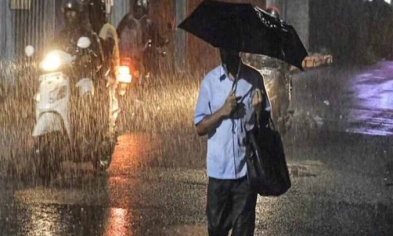 मॉनसून का कहर! MP सहित 12 राज्यों में भारी बारिश, क्या आपके यहां भी बरसेगा पानी? 1 KSHITITECH mosam1 2 KSHITITECH