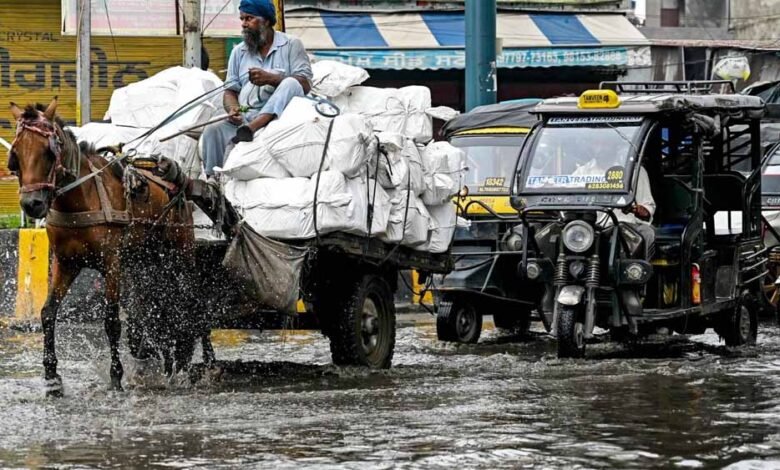 मौसम का बदला मिज़ाज: 7 दिन तक भारी बारिश का अलर्ट, बिहार-DELHI समेत कई राज्यों में चेतावनी 1 KSHITITECH mosam1 KSHITITECH