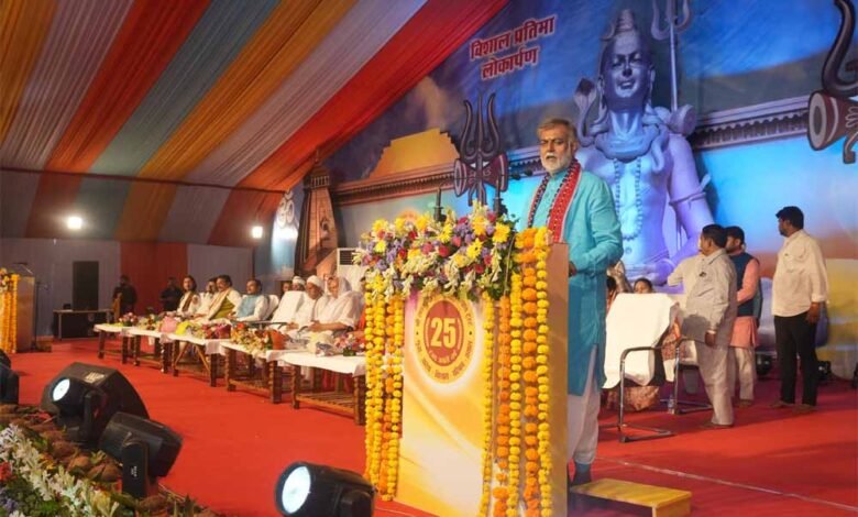 ईश्वर की कृपा और संतों के आशीर्वाद से प्रदेश समृद्ध एवं खुशहाल : उप मुख्यमंत्री शुक्ल 1 KSHITITECH patel KSHITITECH