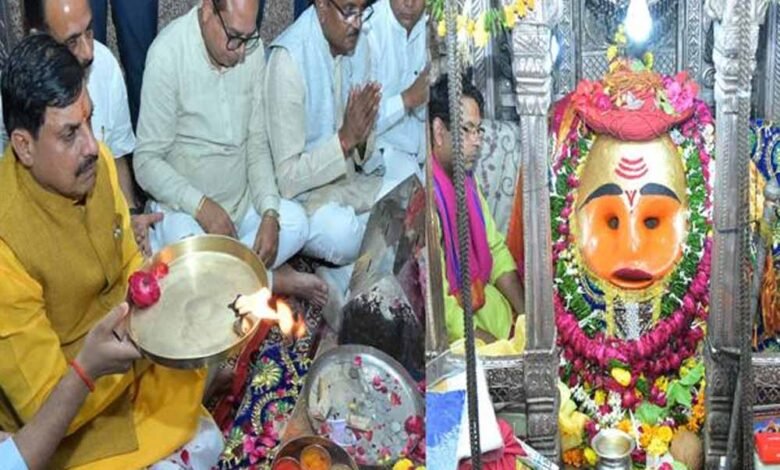 मुख्यमंत्री डॉ. यादव ने क्षिप्रा नदी पर निर्माणाधीन घाटों का जायजा लिया 1 KSHITITECH ujjain 1 KSHITITECH