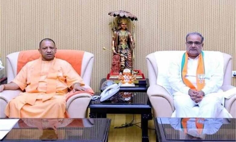 भूपेंद्र चौधरी-धर्मपाल संग सीएम योगी की मुलाकात: यूपी बीजेपी संगठन में बदलाव के संकेत 1 KSHITITECH yogi 15 KSHITITECH