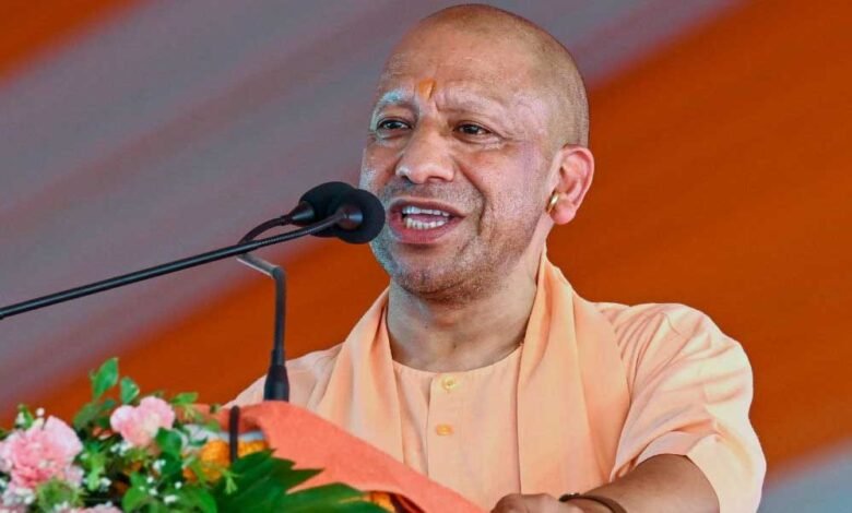 योगी सरकार का फैसला: पाकिस्तान से आए हिंदुओं को अब यूपी में जमीन मिलेगी 1 KSHITITECH yogi 89 3 KSHITITECH